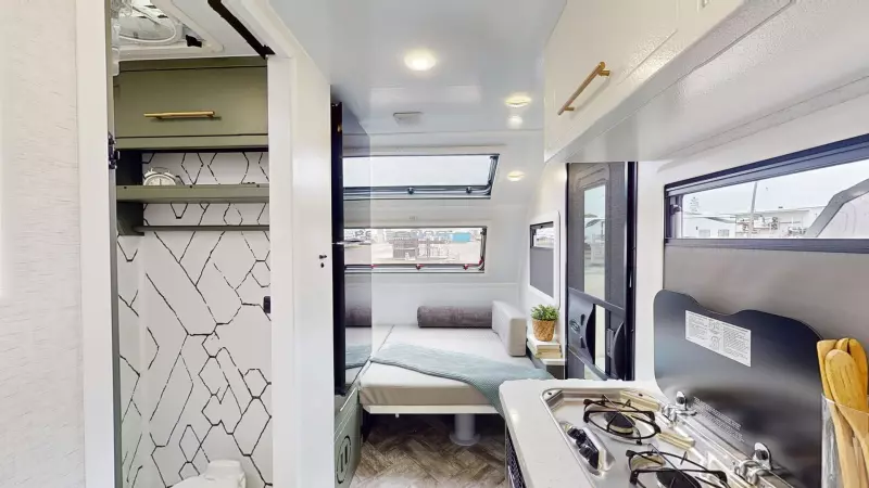 16.4 Floorplan Main Room