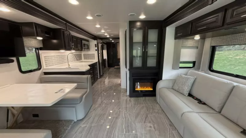 34B Floorplan Main Room