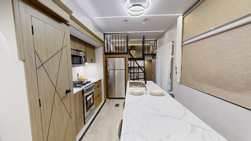 42ICE Floorplan Main Room